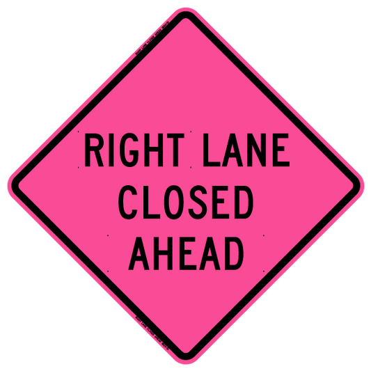 Right Lane Closed Ahead (3 Line)(RUS)