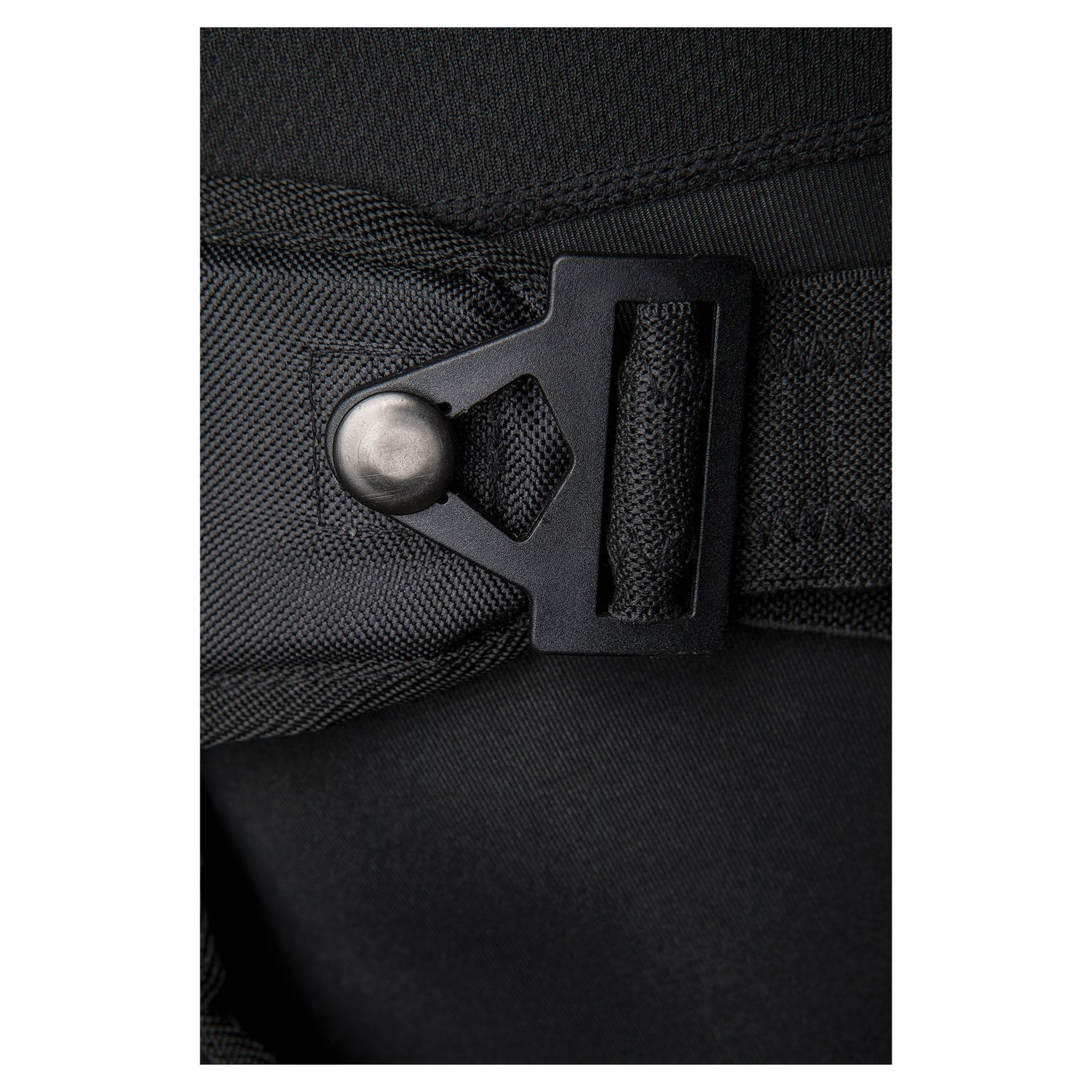 PIVOTAL Two Knee Guards