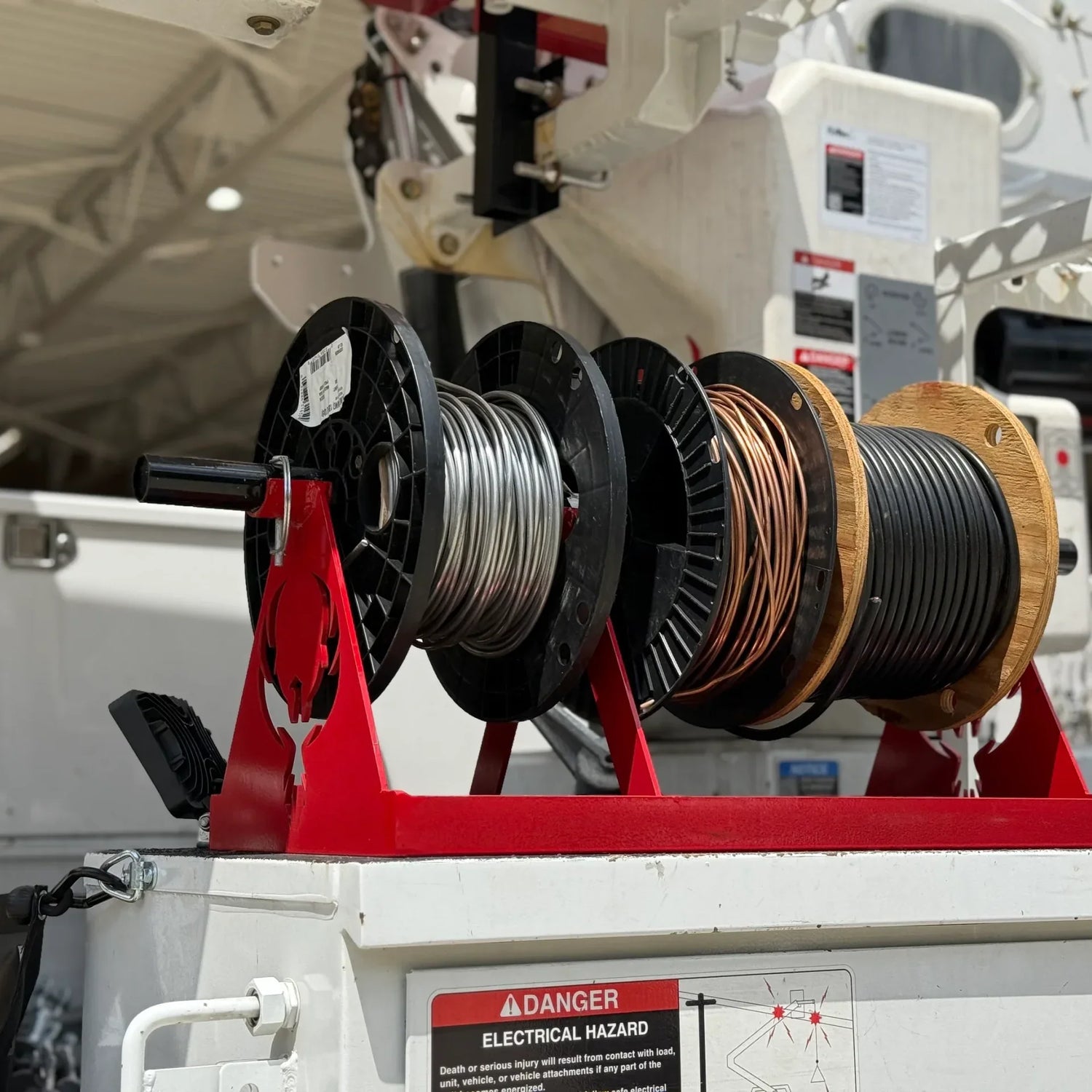 Hardline Wire Rack – Wire Spool Holder for Linemen & Electricians